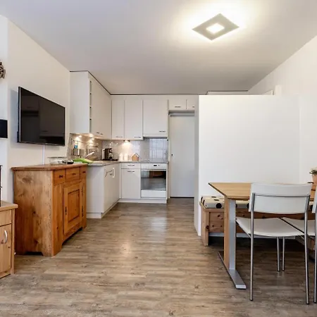 公寓 Haus Lorez B-5 *