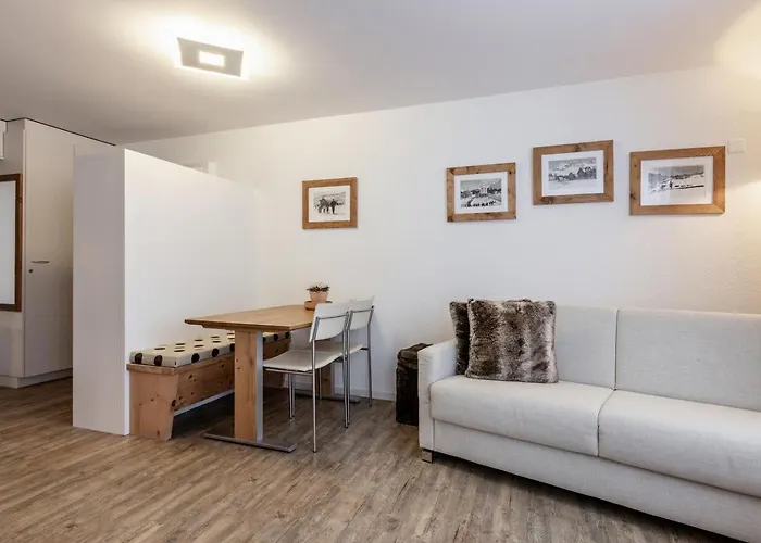 Haus Lorez B-5 Lägenhet *